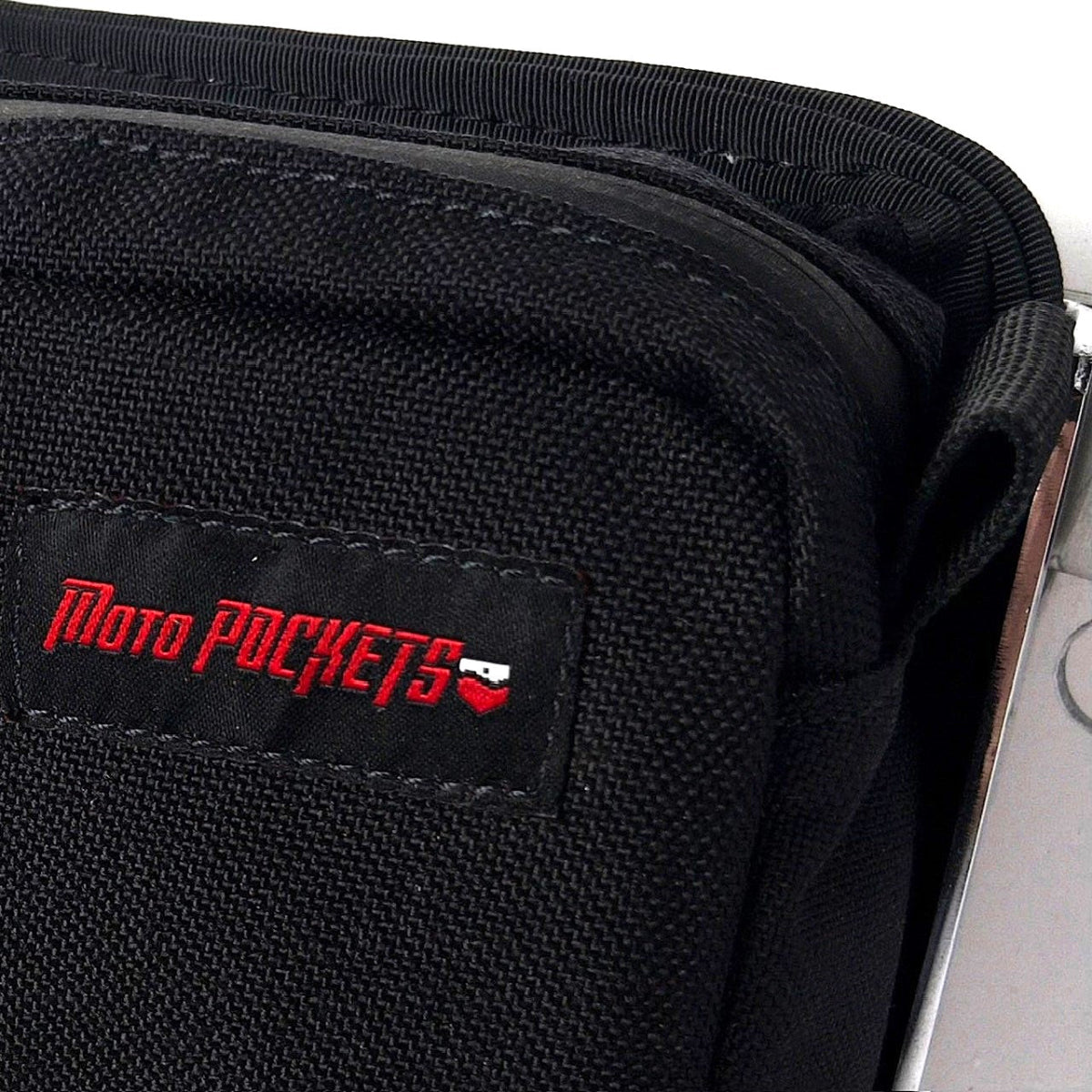 Classic Windshield Bag (Harley-Davidson) - Moto Pockets